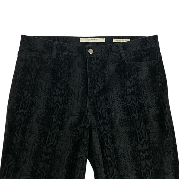 Jones New York Women's Lexington Straight Black Velvety Textured Jeans | Size 16 - Picture 6 of 8